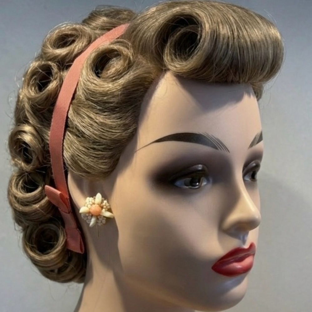 Mid-Century Made in Japan Vintage Shell & Pink Coral Clip-On Earrings